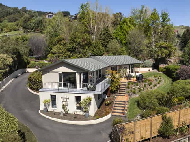 6 Strathaven Place, Atawhai