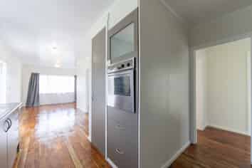 2A Rhode Street, Dinsdale