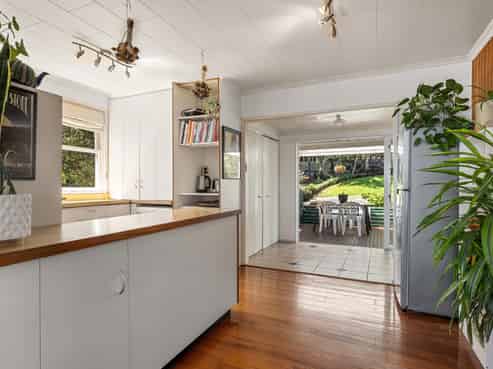 24 Greenhill Road, Wakatu