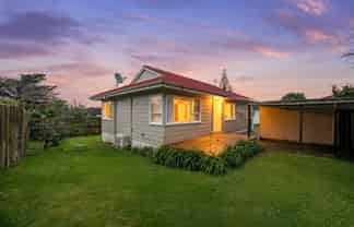 2/17 Anglers Way, Wattle Downs