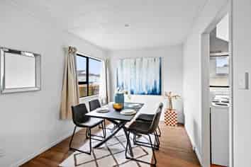 2/17 Anglers Way, Wattle Downs