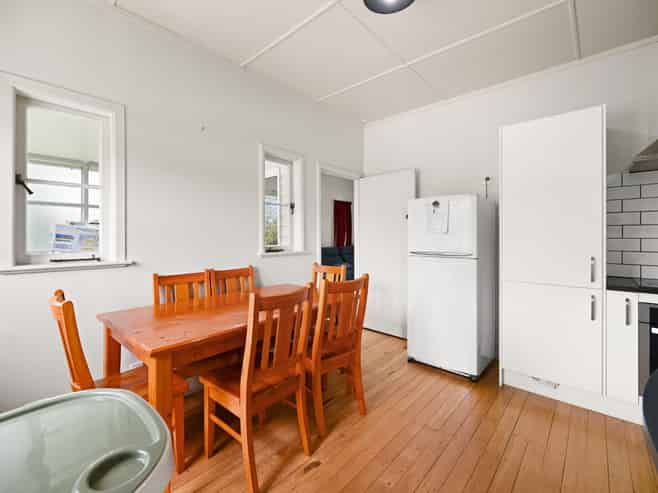 17 Sillary Street, Hamilton East