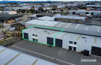 Tidy Hornby Warehouse/Office