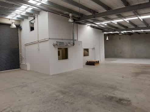 Tidy Hornby Warehouse/Office