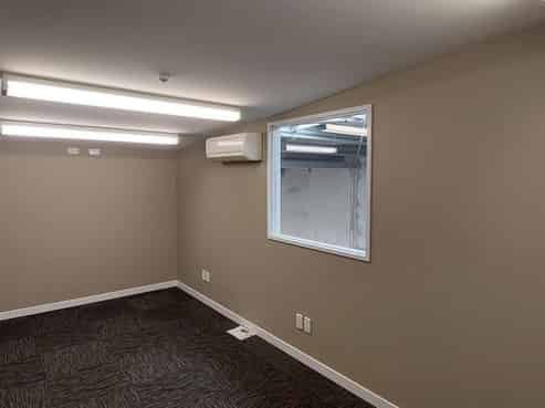 Tidy Hornby Warehouse/Office