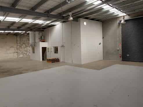 Tidy Hornby Warehouse/Office