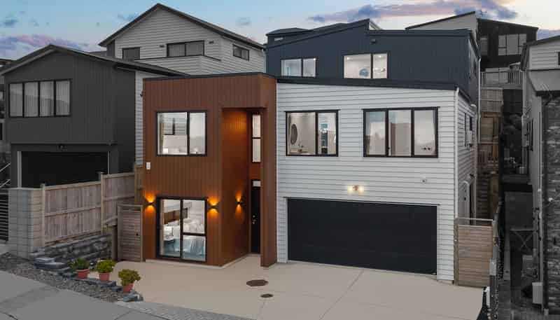 4 Alluvial Street, Flat Bush