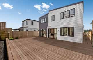 4 Alluvial Street, Flat Bush