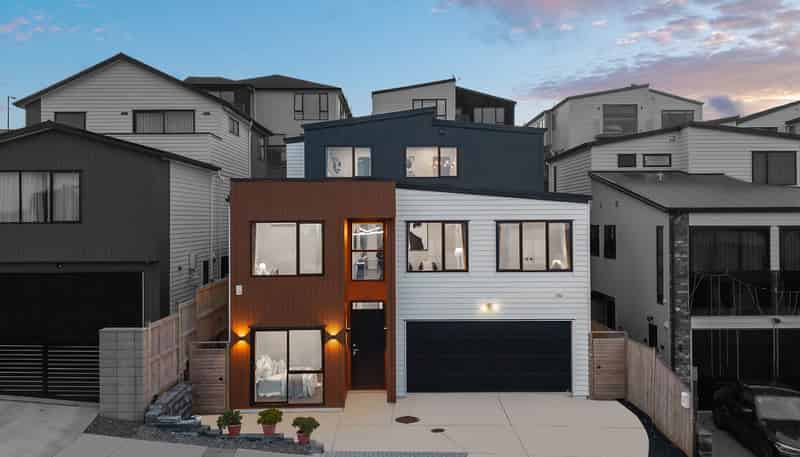 4 Alluvial Street, Flat Bush