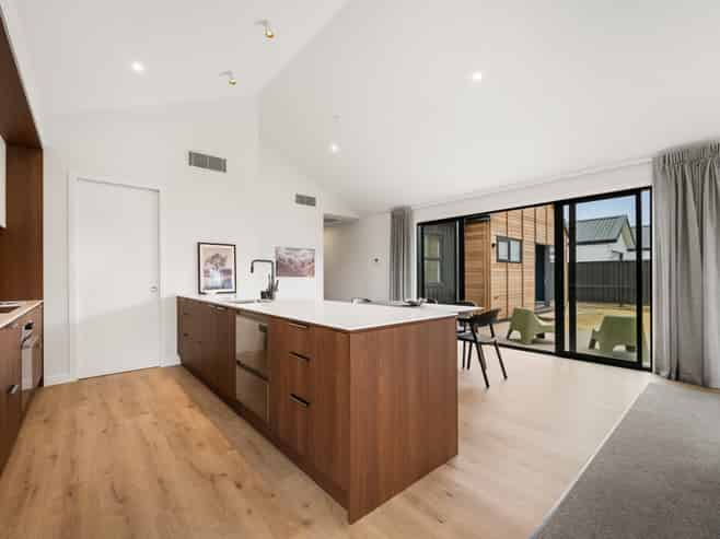 13 Packer Road, Wanaka