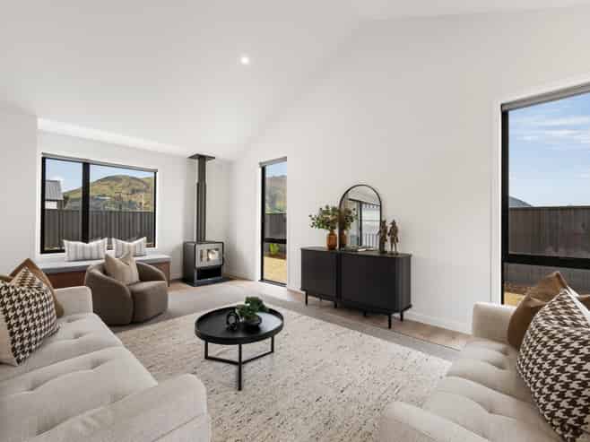 13 Packer Road, Wanaka