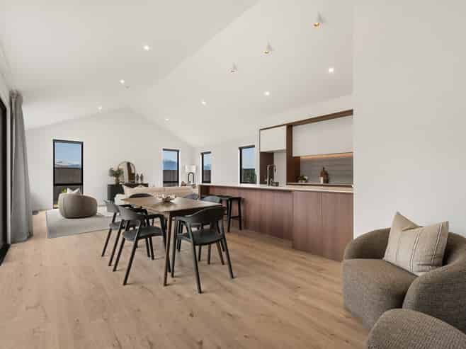 13 Packer Road, Wanaka