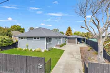 7 Newhaven Street, Burwood