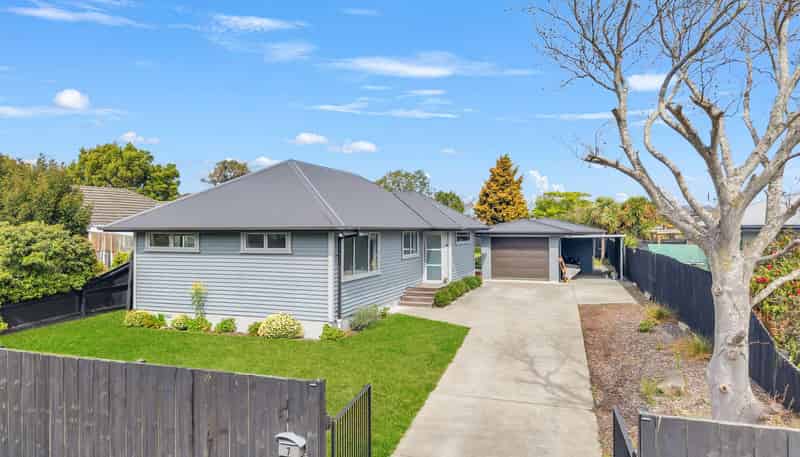 7 Newhaven Street, Burwood