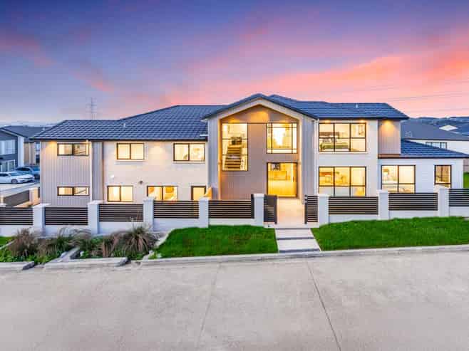 17 Ballyalton Crescent, Flat Bush