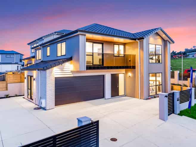 17 Ballyalton Crescent, Flat Bush