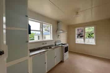11 Scanlon Place, Westport