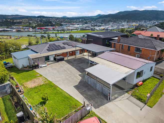 25 Memorial Drive, Parahaki