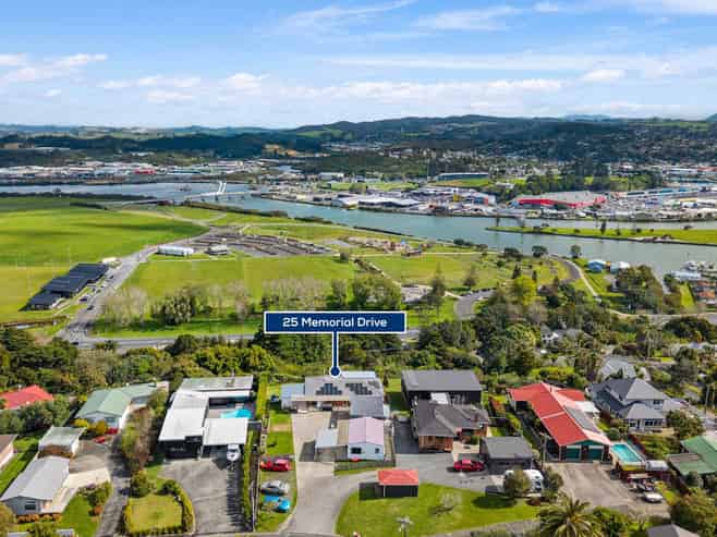 25 Memorial Drive, Parahaki