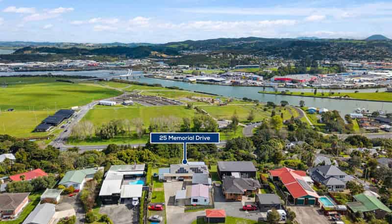 25 Memorial Drive, Parahaki