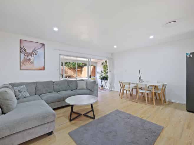 20B Dale Crescent, Pakuranga