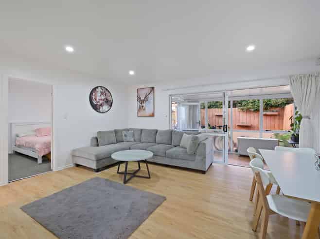 20B Dale Crescent, Pakuranga
