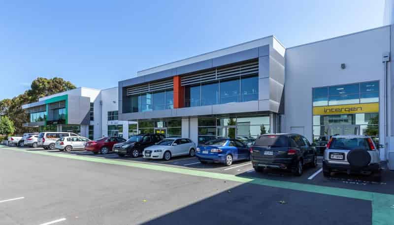  92 Russley Road, Russley