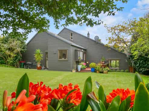 11 Cannon Street, Westown