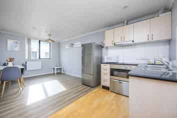 D704/176 Broadway, Newmarket