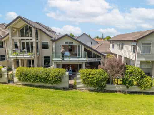 24E Jellicoe Drive, Hamilton East