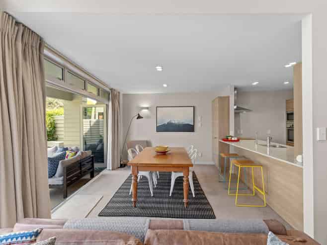 24E Jellicoe Drive, Hamilton East