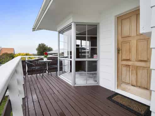 8 Belk Place, Feilding