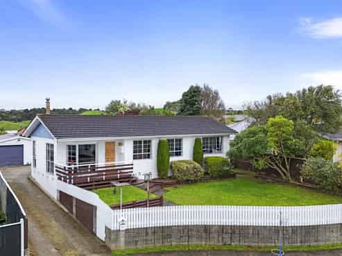 8 Belk Place, Feilding