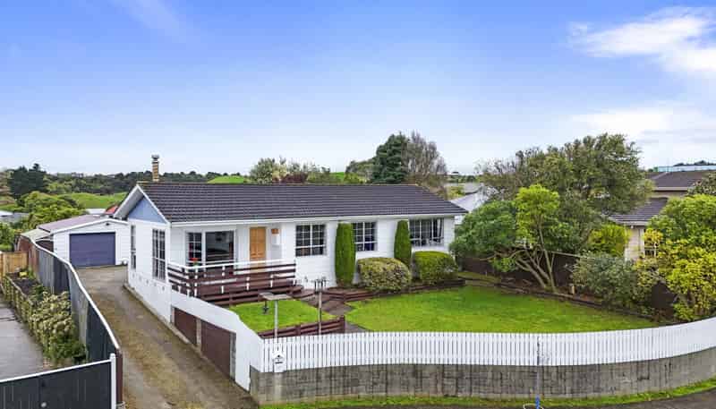 8 Belk Place, Feilding