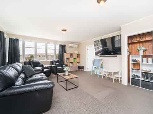 32 Taylor Avenue, Feilding