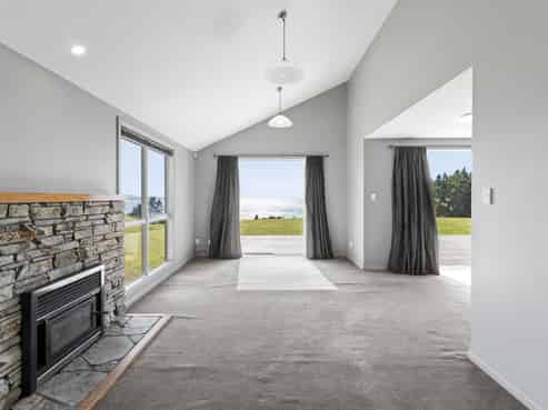 4894 Hampden-Palmerston Road, Shag Point