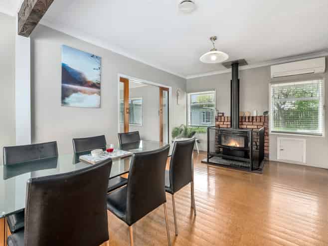 6 Otonga Road, Springfield