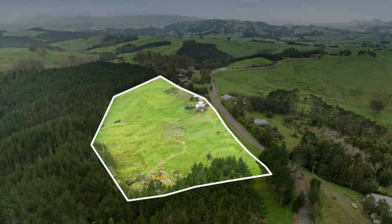 214 Milne Road, Purua