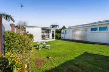5815 South Road, Rahotu