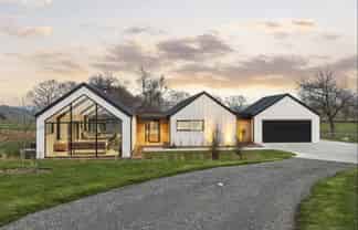 3072 Cambridge Road, Cambridge