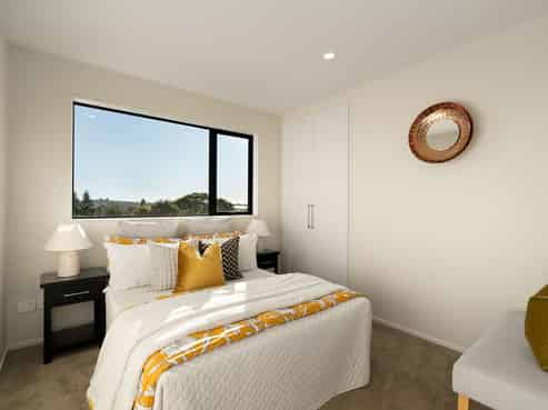 182 Tripoli Road, Point England