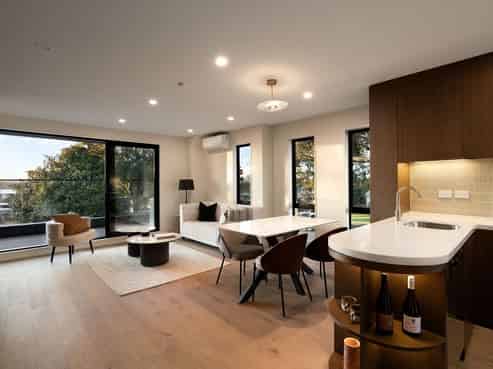 182 Tripoli Road, Point England