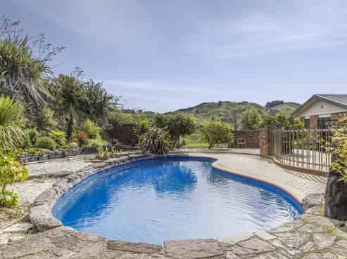 8 Lee Valley Road, Brightwater