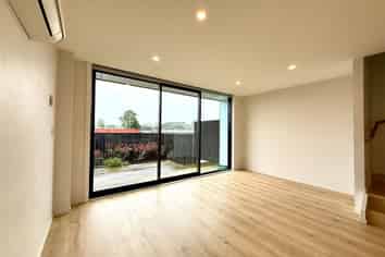 9C Concord Place, Glen Innes