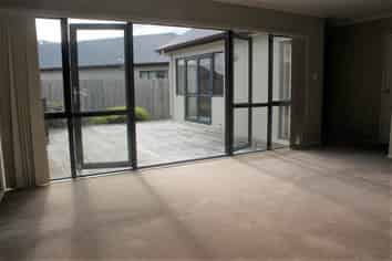 20 Vicente Place, Albany