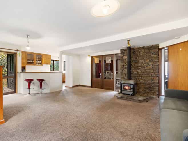 68 Wynyard Crescent, Fernhill