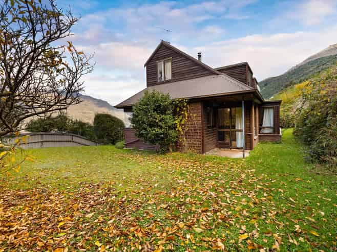 68 Wynyard Crescent, Fernhill