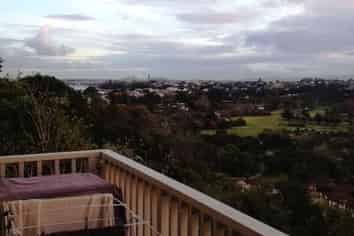 3/104 Sylvan Ave, Northcote