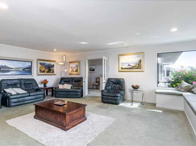 28 Elisha Drive, Witherlea
