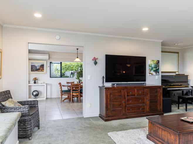 28 Elisha Drive, Witherlea